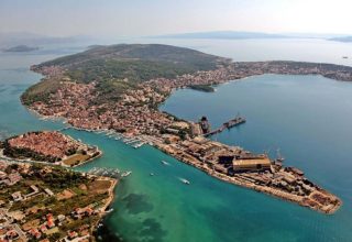Ciovo island 3 island tour Korsaro from Split