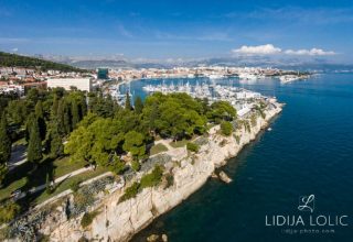 Best Blue Lagoon tour from Split