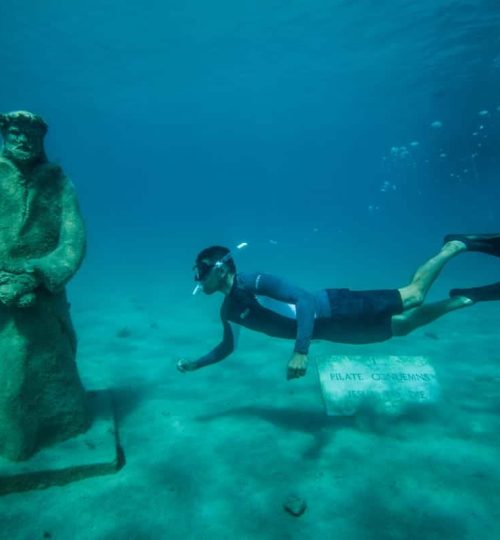underwater +-museum-korasro-boat-6